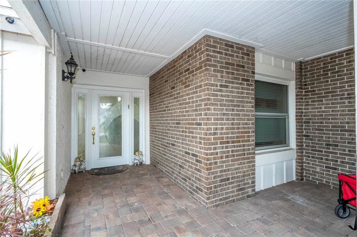 Image No.12-4 Bed House for sale