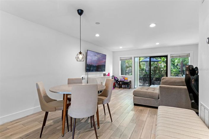 Image No.8-Appartement de 2 chambres à vendre à Saint John