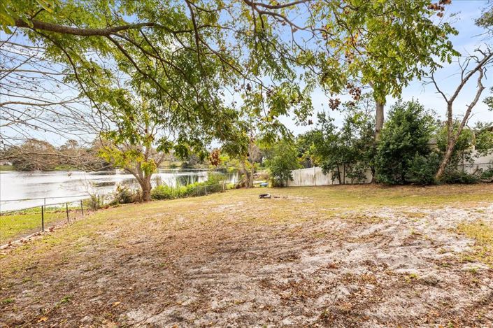 Image No.24-3 Bed House for sale