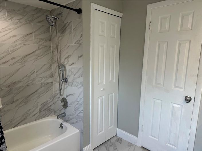 Image No.16-Maison de 4 chambres à vendre à Saint John