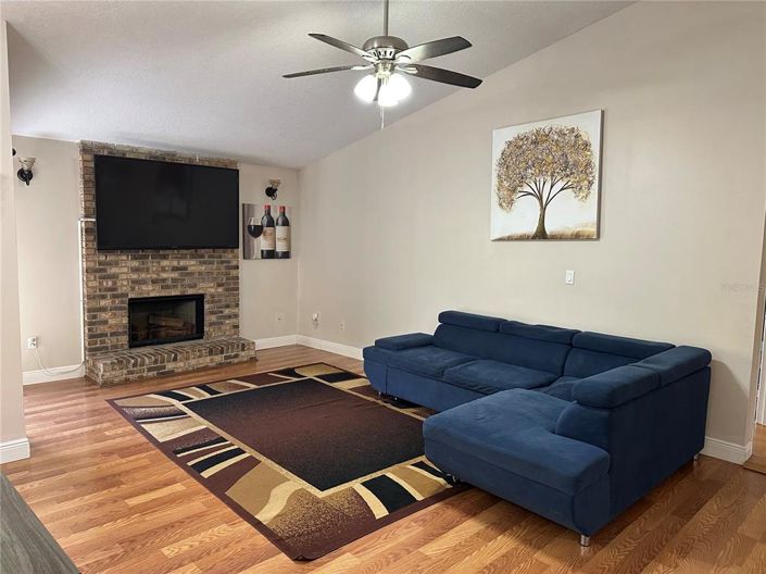 Image No.2-Maison de 4 chambres à vendre à Saint John