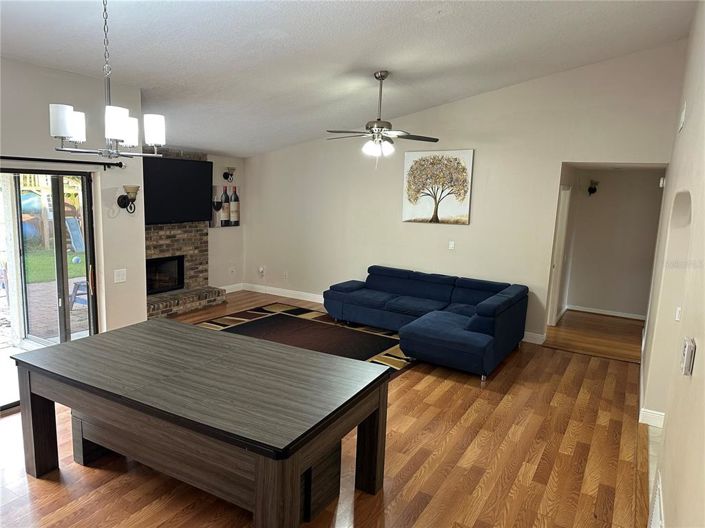 Image No.3-Maison de 4 chambres à vendre à Saint John