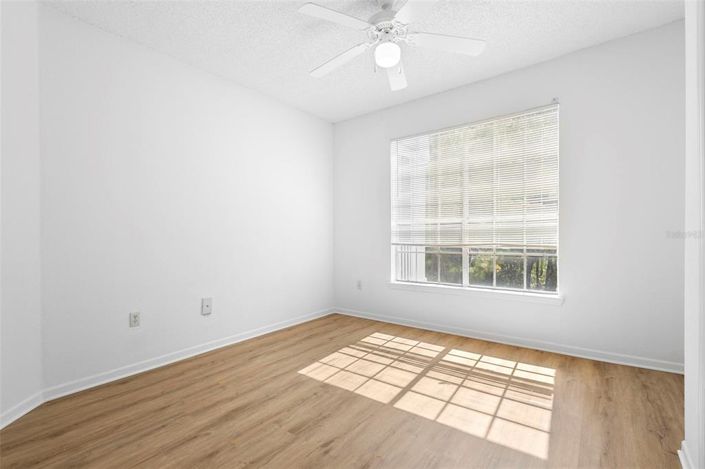 Image No.11-Appartement de 2 chambres à vendre à Saint John