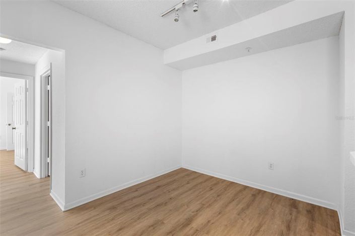 Image No.24-Appartement de 2 chambres à vendre à Saint John