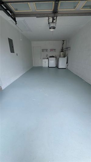 Image No.12-2 Bed House for sale