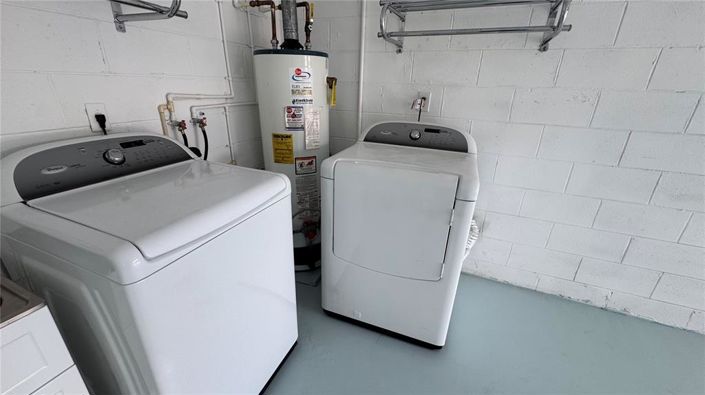 Image No.14-2 Bed House for sale