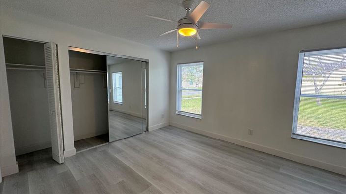 Image No.22-2 Bed House for sale