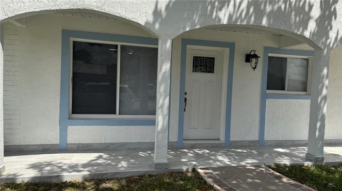 Image No.5-2 Bed House for sale