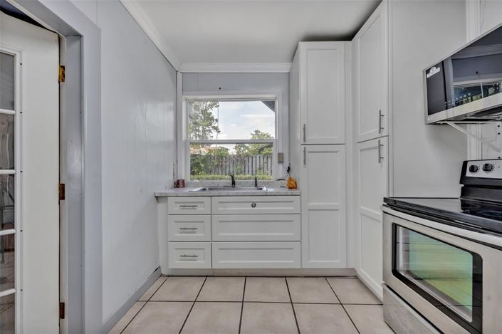 Image No.32-3 Bed House for sale