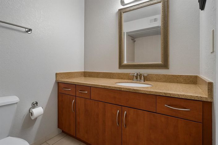 Image No.10-Appartement de 2 chambres à vendre à Saint John