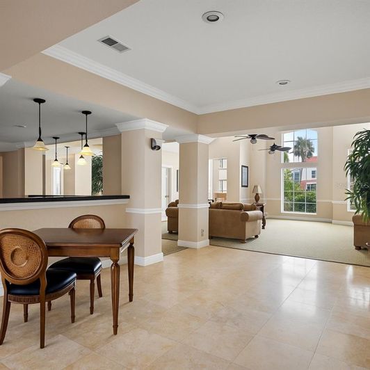 Image No.19-Appartement de 2 chambres à vendre à Saint John