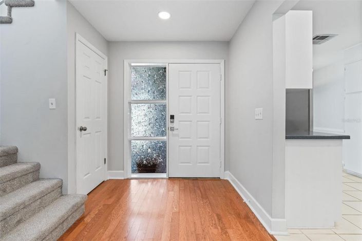 Image No.17-3 Bed Townhouse for sale