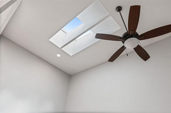 Image No.22-3 Bed Townhouse for sale