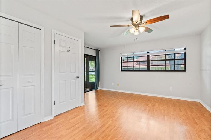 Image No.37-3 Bed Townhouse for sale