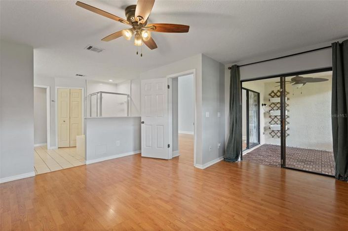 Image No.38-3 Bed Townhouse for sale