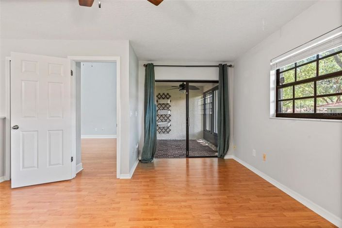 Image No.39-3 Bed Townhouse for sale