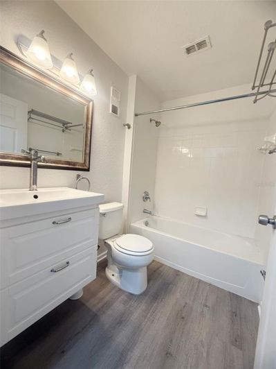 Image No.17-2 Bed Apartment for sale