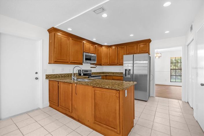 Image No.11-4 Bed House for sale