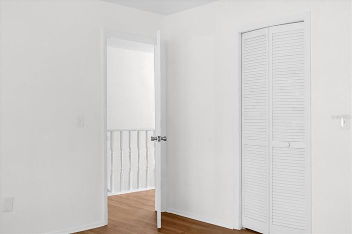 Image No.24-4 Bed House for sale