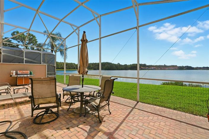 Image No.31-3 Bed Townhouse for sale