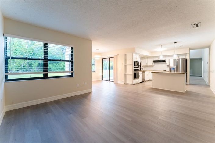 Image No.40-4 Bed House for sale