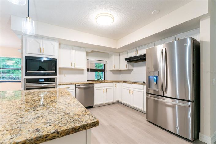 Image No.45-4 Bed House for sale