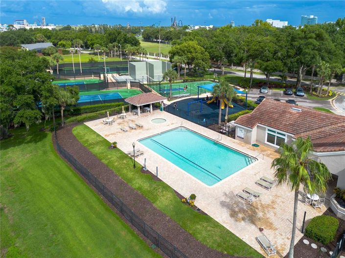 Image No.52-4 Bed House for sale