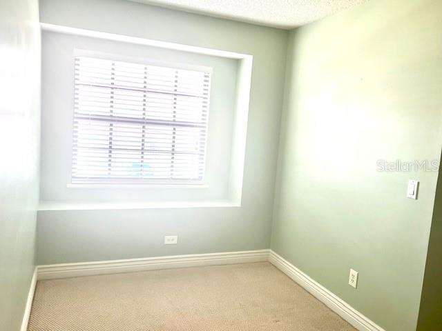 Image No.19-3 Bed Townhouse for sale