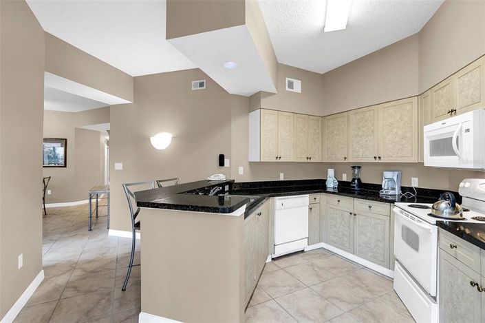 Image No.12-3 Bed Apartment for sale