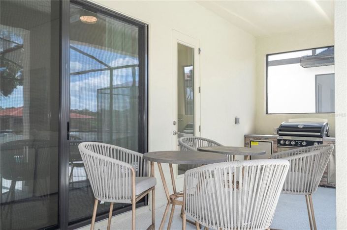 Image No.30-9 Bed House for sale