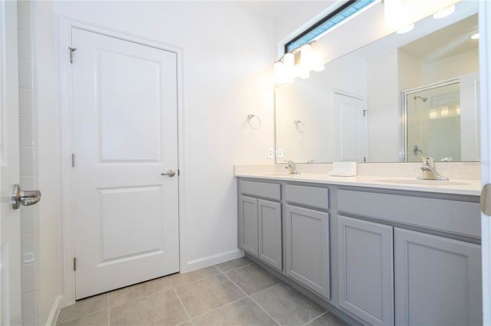 Image No.48-9 Bed House for sale