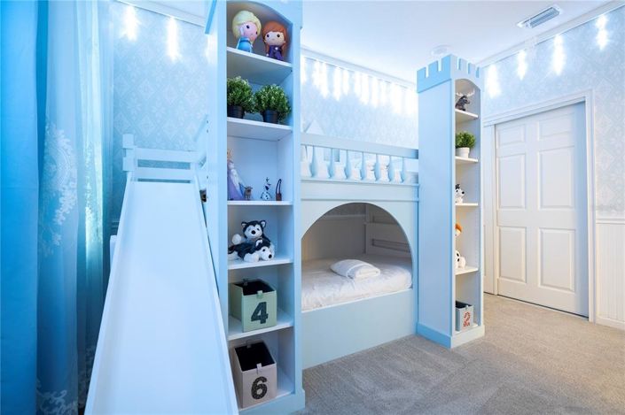 Image No.56-9 Bed House for sale