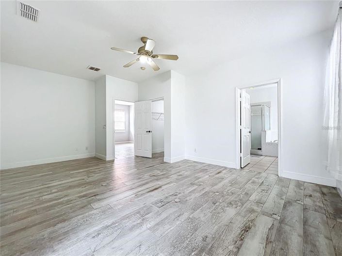 Image No.18-4 Bed House for sale