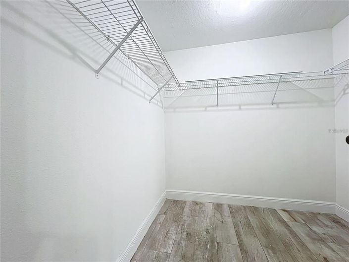 Image No.21-4 Bed House for sale