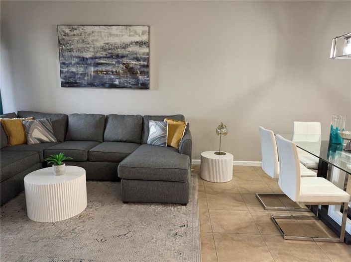 Image No.20-3 Bed Apartment for sale