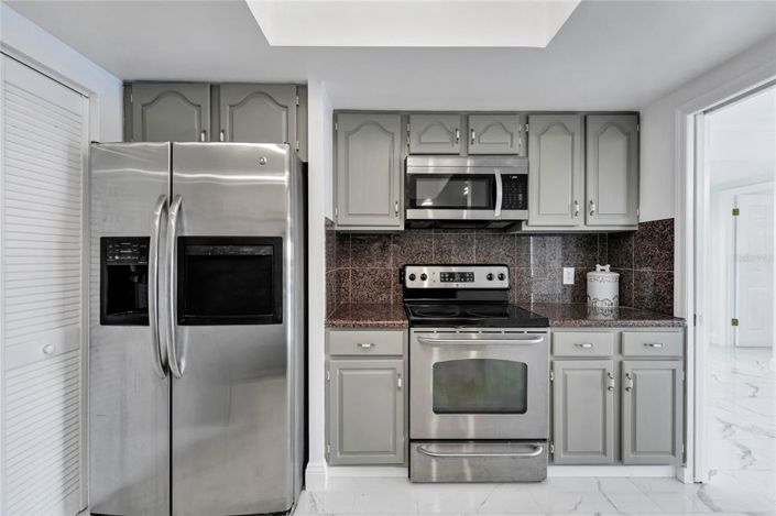 Image No.8-2 Bed Apartment for sale