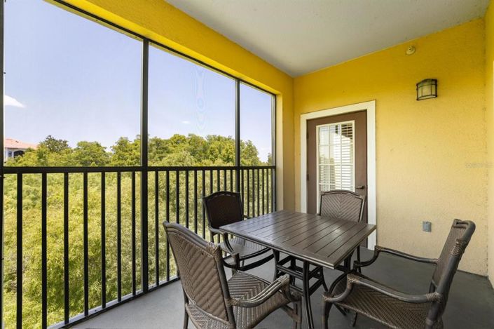 Image No.3-Appartement de 2 chambres à vendre à Saint John