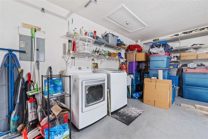 Image No.11-3 Bed House for sale