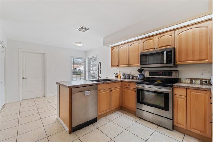 Image No.7-3 Bed House for sale