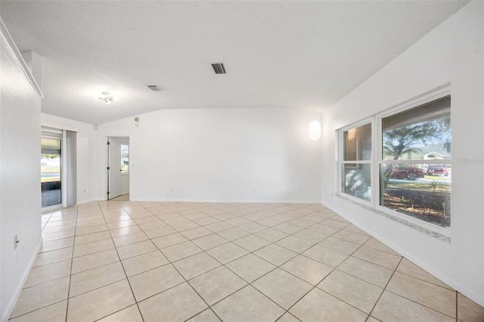 Image No.10-Maison de 3 chambres à vendre à Saint John