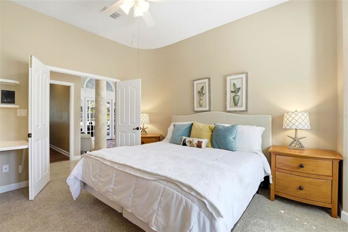 Image No.23-5 Bed House for sale