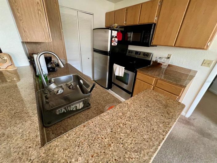 Image No.2-Appartement de 2 chambres à vendre à Saint John