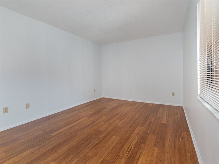 Image No.15-Appartement de 2 chambres à vendre à Saint John