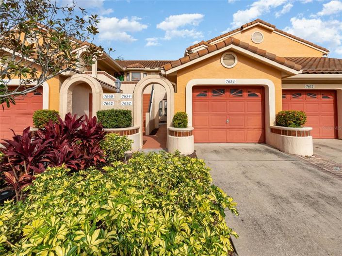 Image No.2-Appartement de 2 chambres à vendre à Saint John