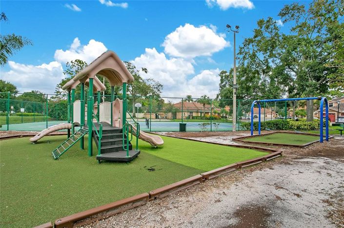 Image No.25-3 Bed Apartment for sale