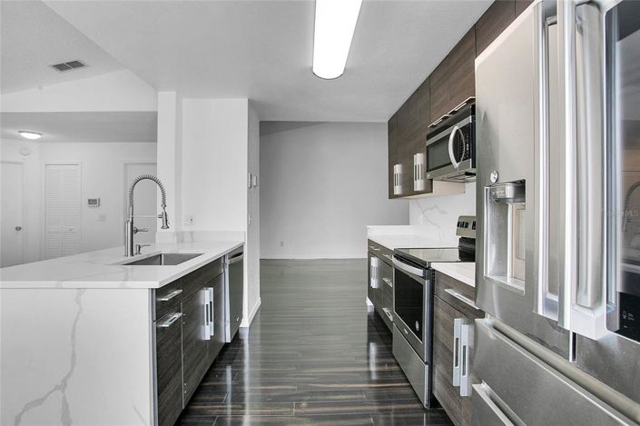 Image No.9-3 Bed Apartment for sale