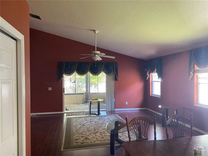 Image No.6-Maison de 4 chambres à vendre à Saint John