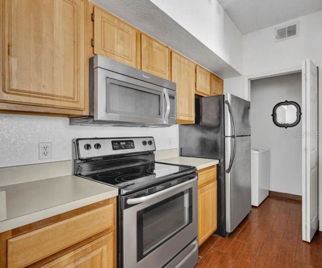 Image No.3-Appartement de 2 chambres à vendre à Saint John