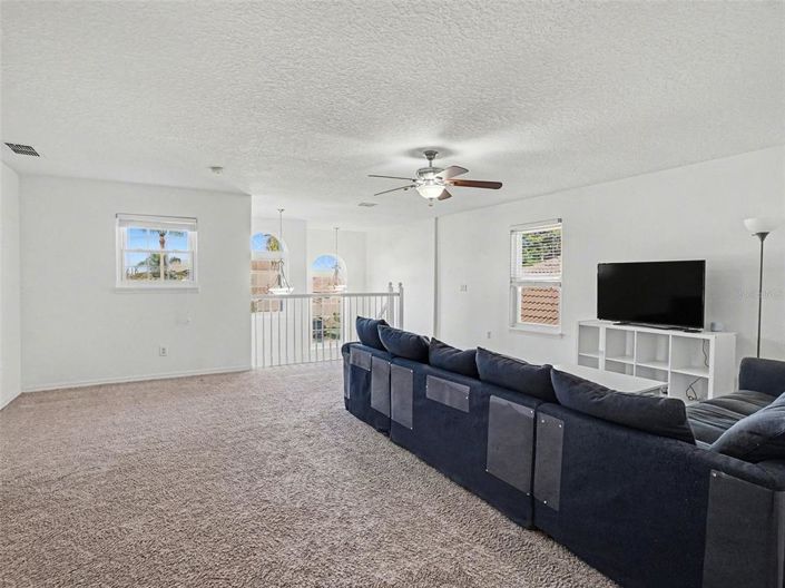 Image No.19-5 Bed House for sale