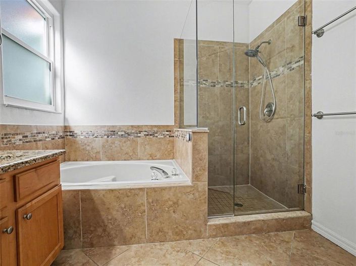 Image No.25-5 Bed House for sale